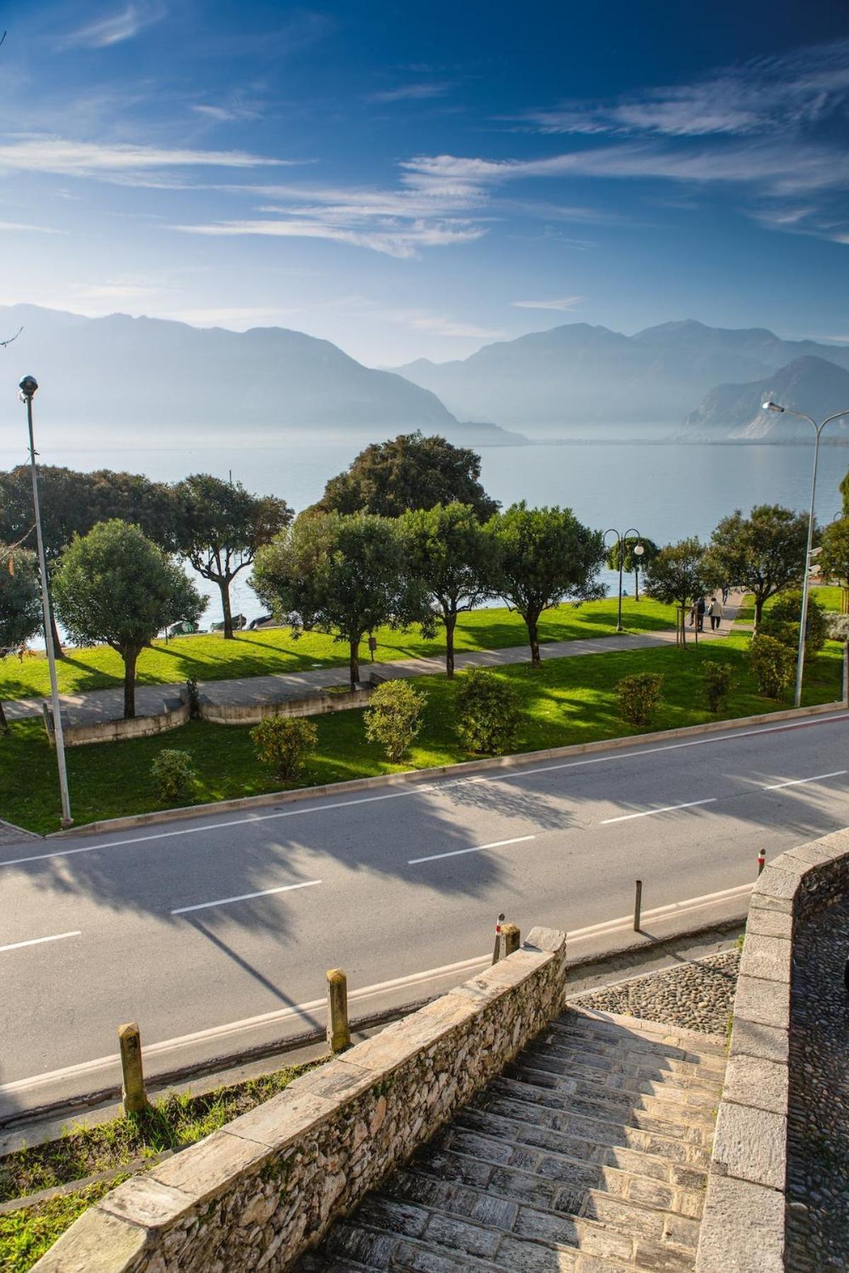 Penthouse Federico With Lake View - Residenza Silvana Verbania Exterior foto